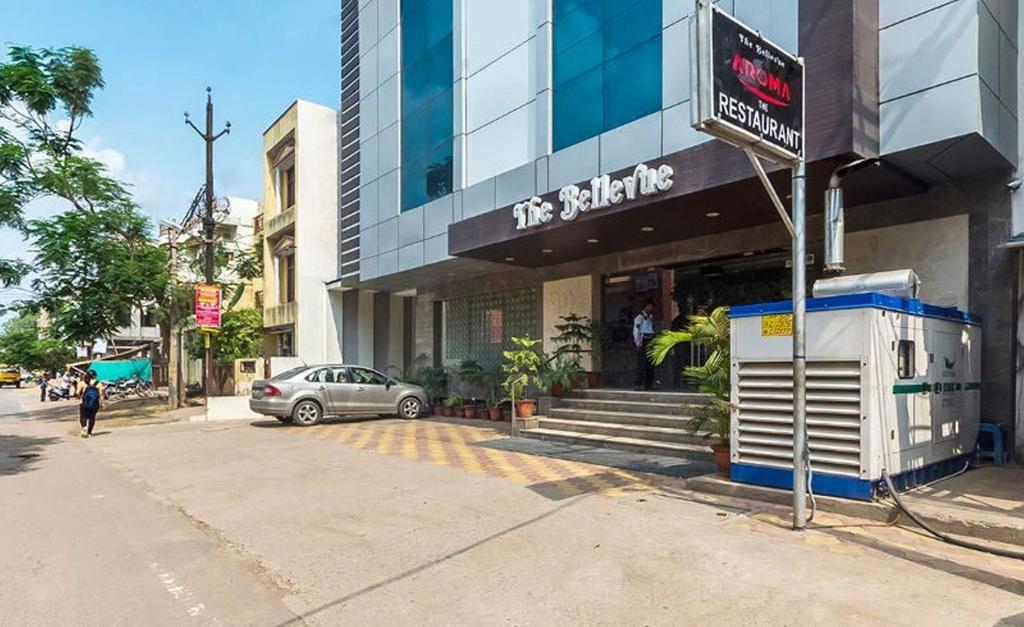 Bellevue Hotel Gwalior Exterior photo